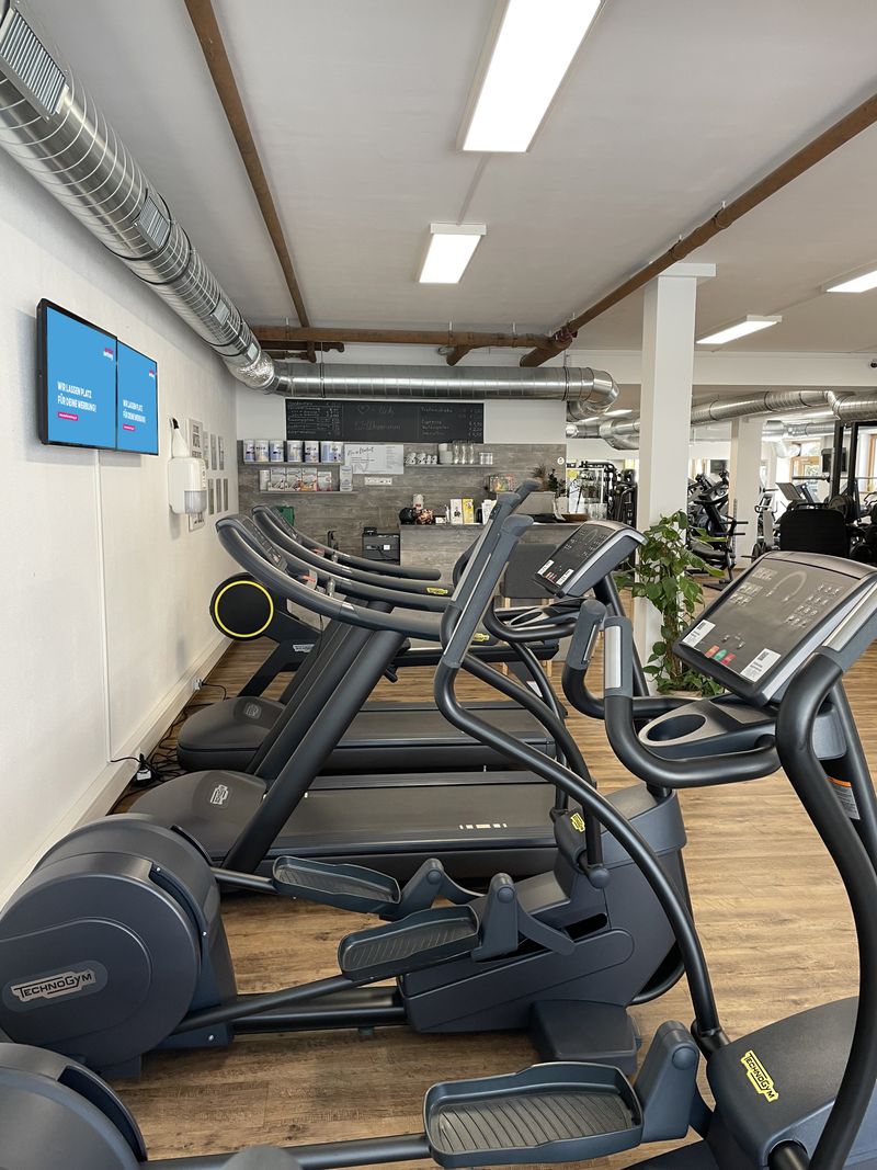 Fitnessstudio Workout Kössen